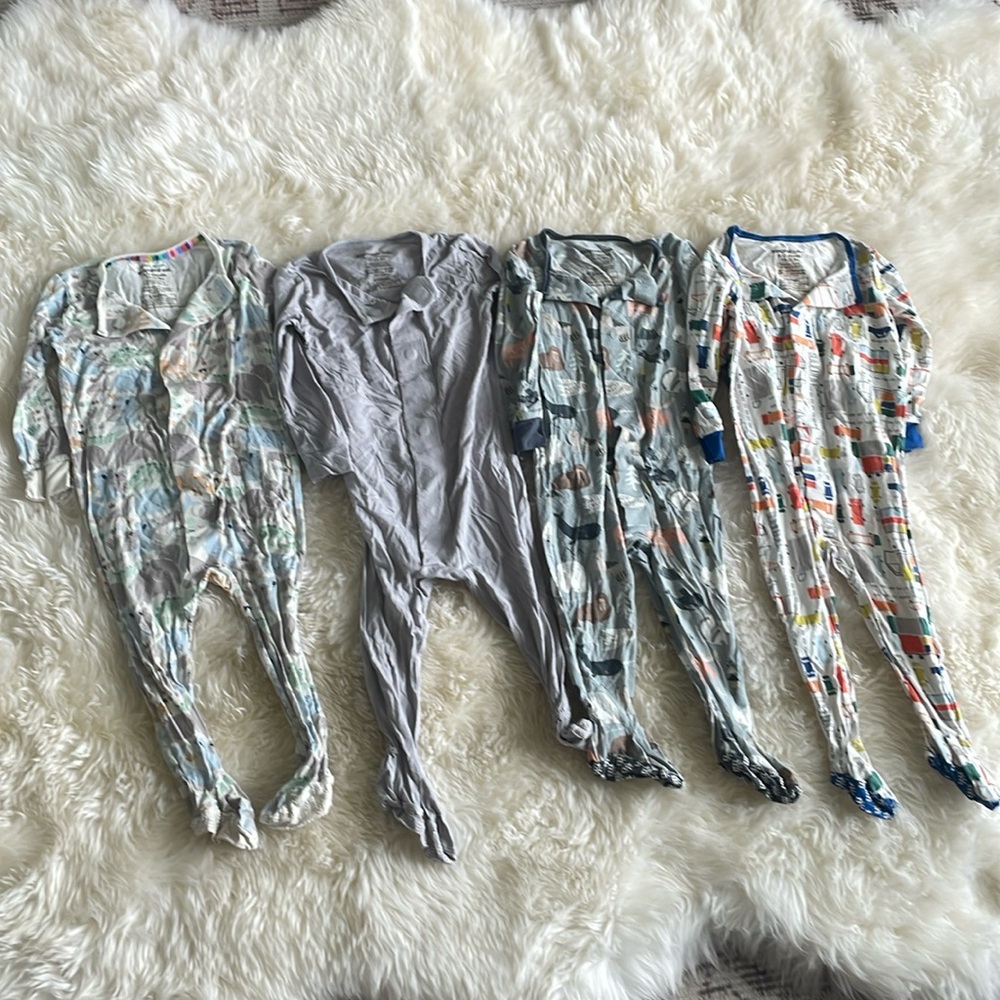 Magnetic Me Modal 9-12 mo set of 4